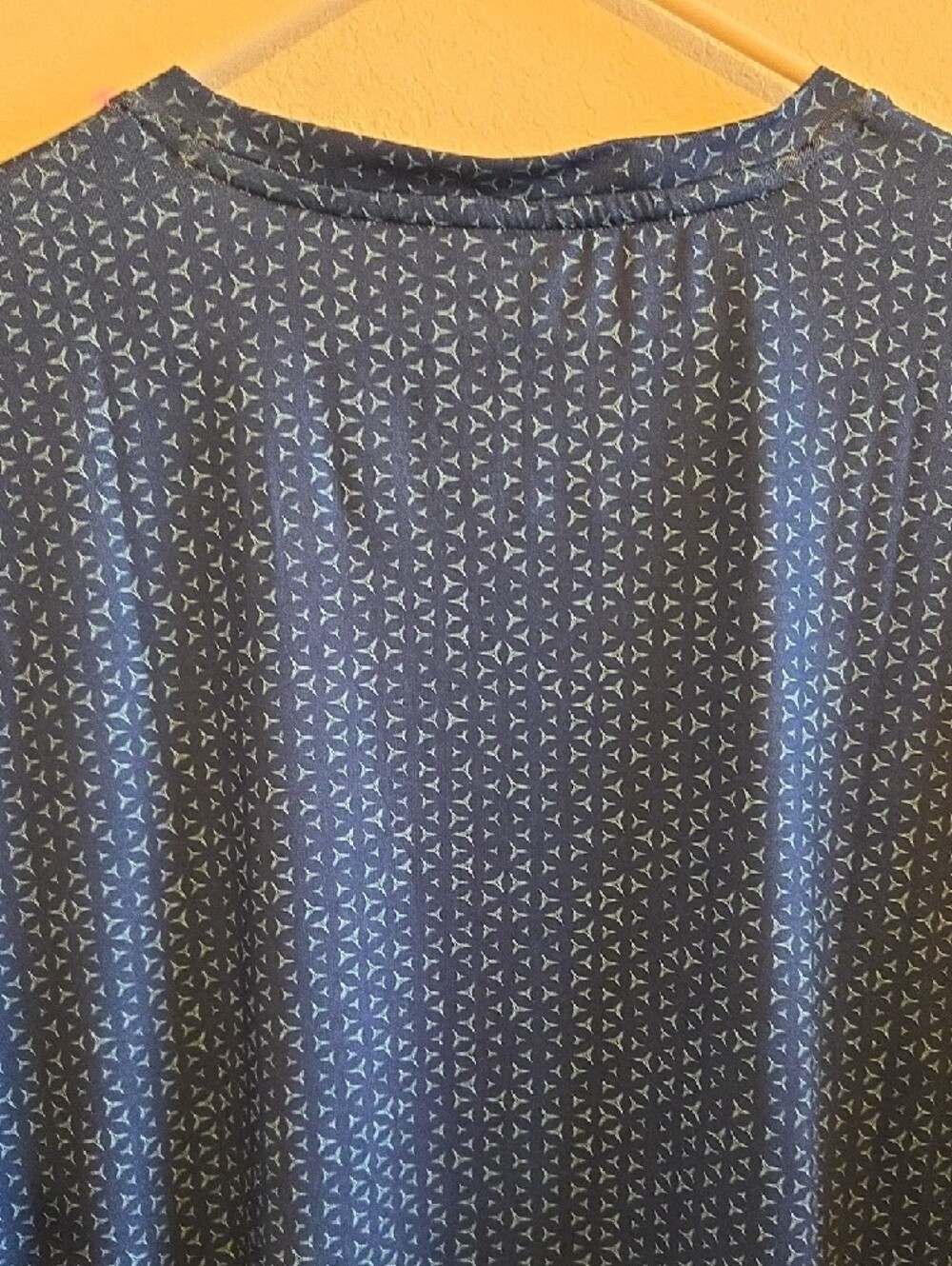 Spyder Men’s Navy Performance Tee with Subtle Pattern - XL - Picture 15 of 16